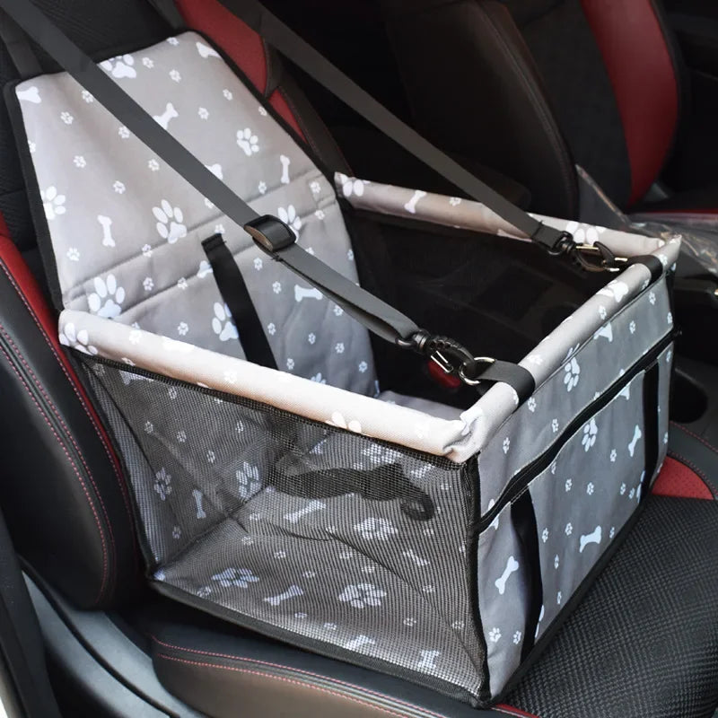 Siège Auto Douillet pour Chien – Voyagez en Sécurité et Confort avec Votre Petit Compagnon