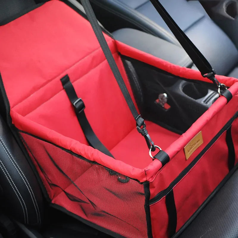 Siège Auto Douillet pour Chien – Voyagez en Sécurité et Confort avec Votre Petit Compagnon